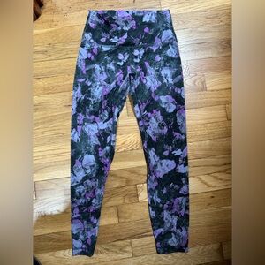 Lululemon NWOT Sz6 Legging